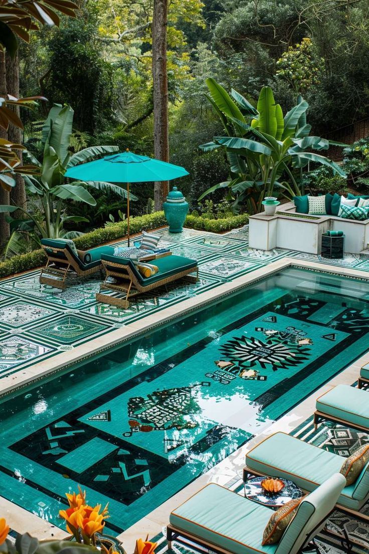 Pool finishes detail